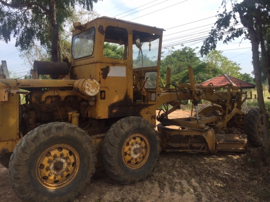 ขายรถเกรด KOMATSU GD37-6H  ราคา 430000