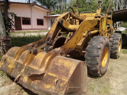 ขายรถตักล้อยาง KOMATSU 510 กรองเดี่ยว ราคา 450000