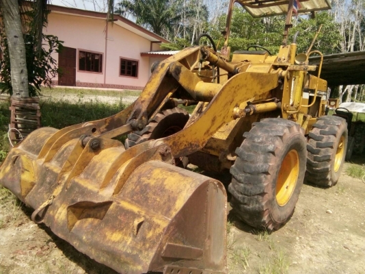 ขายรถตักล้อยาง KOMATSU 510 กรองเดี่ยว ราคา 450000