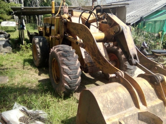 ขายรถตักล้อยาง KOMATSU 510 กรองเดี่ยว ราคา 450000