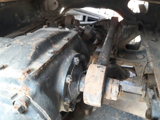 ขายด่วน เพลาคู่อินเตอร์ พร้อมแท่น ตัดติดครัชซี ติดกระทะล้อพร้อมยาง อย่างสวย แทบไม่ได้ใช้เลย 120,000.-