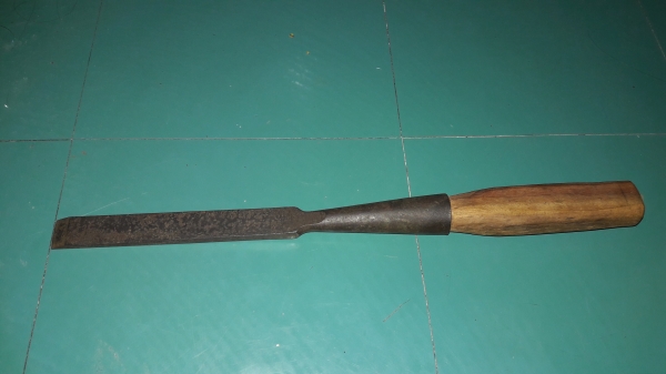 ขายสิ่วบ้องเยอรมันขนาด3/4" เหล็กดีด้ามไม้