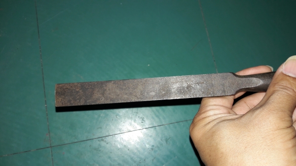 ขายสิ่วบ้องเยอรมันขนาด3/4" เหล็กดีด้ามไม้