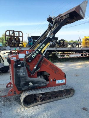 ขายรถตักเล็ก_เก่าจากนอกชั่วโมงการทำงานน้อย