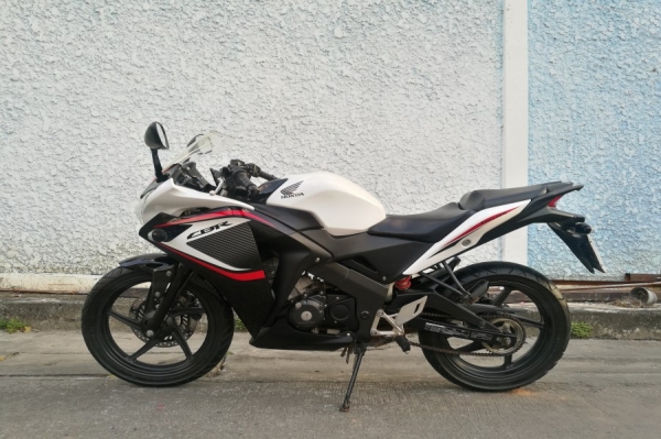 Cbr 150i 2014 รถบ้านแท้ มือเดียว รูดบัตรได้