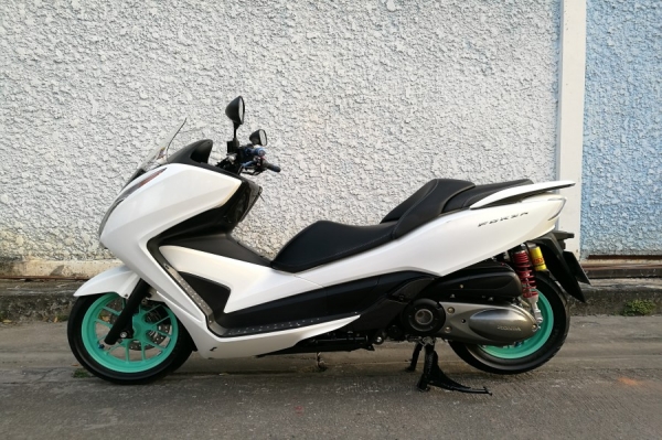 Forza 300 2015 รถบ้านมือเดียว ของแต่งแน่น สด-ผ่อน รูดบัตรได้