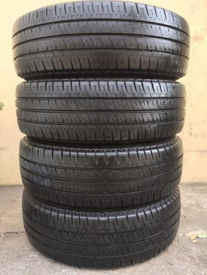 ขายยาง MICHELIN Agilis 215-65-16 ปี14 ดอกหนาจัด ไม่มีปะ ไม่มีตำหนิ ชุดละ 4,900 บาท