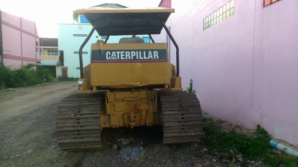ขายรถแทรคเตอร์caterpillar D4E เครื่องดีโซ่ใหม่ ลอลเร่อใหม่ แผ่นแทคใหม่ เฟืองใหม่ สภาพพร้อมใช้มีเอกสา