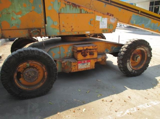 รถกระเช้า AICHI รุ่น 210