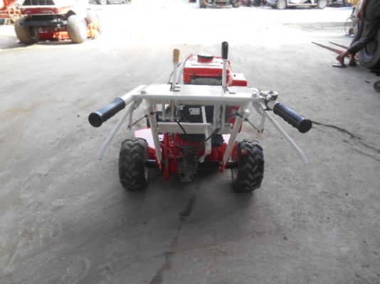 รถตัดหญ้า KUBOTA GS280-GHL-2 เดินตาม พร้อมใช้งาน รถตัดหญ้า KUBOTA GS280-GHL-2 เดินตาม พร้อมใช้งาน