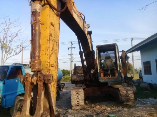 ขาย 265,000 KOMATSU PC120-3  เครื่อง 6BB1-145 แรง ปั้มแรง โช่หนา เอวแน่น  รถอยู่  นครนายก 090-772-3710 090-772-3708