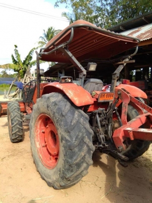ขาย 375,000 KUBOTA M 7040 ปี 54  เครื่องดี เกียร์แรง  ยางดี. (ใบมีด-หาง 3 ) เอกสารเล่มทะเบียน รถอยู่ จ.อุบลราชธานี  090-772-3710 090-772-3708