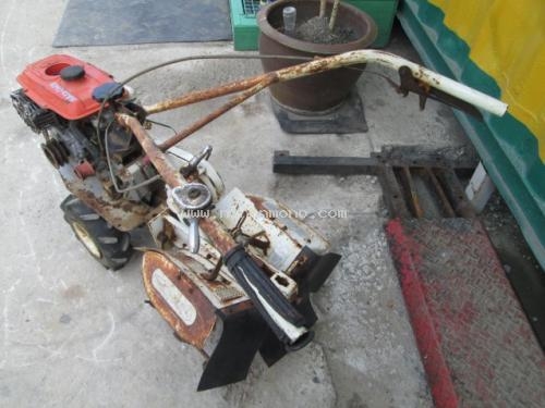 ราคา15,000เท่านั้น!! รถพรวนดินเดินตาม SHIBAURA รุ่น GEF13RE-2 รหัสสินค้า 80904284 ติดต่อ 081-8283376 www.nihonmono.com ราคา15,000เท่านั้น!! รถพรวนดินเดินตาม SHIBAURA รุ่น GEF13RE-2 รหัสสินค้า 80904284 ติดต่อ 081-8283376 www.nihonmono.com