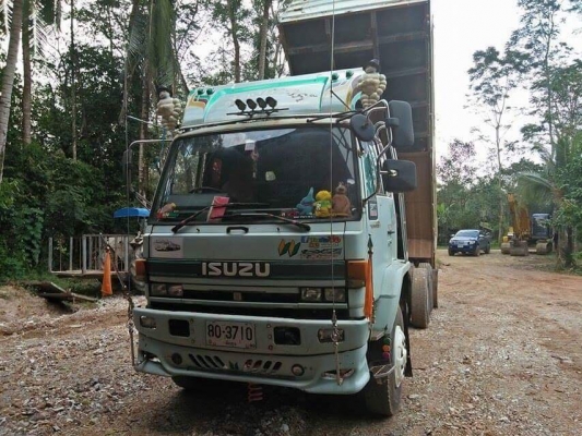 Isuzu 240นางฟ้า ติดต่อ  080-1405528