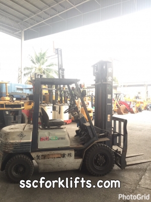 ขายรถยก KOMATSU FD25-11  เสาสูง 4 เมตร (งาเท)