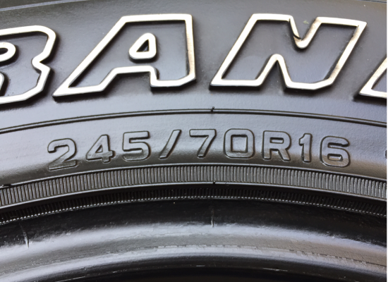 ยาง All Dunlop 245 70 16 กลางปี14 ดอกเยอะ พร้อมใช้งาน ราคาไม่แพง