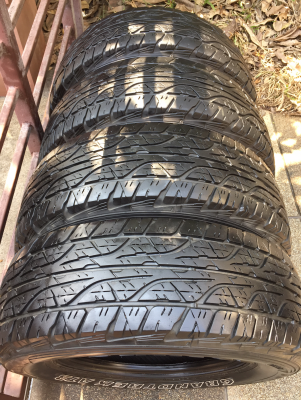 ยาง All Dunlop 245 70 16 กลางปี14 ดอกเยอะ พร้อมใช้งาน ราคาไม่แพง