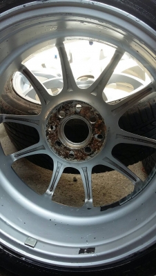 แม็กขอบ17