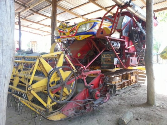 ขายรถเกี่ยวข้าว เกษตรพัฒนา ไวไฟจอมพลัง ปี53 เครื่อง6D17 รถสวยสภาพดีมาก ราคา900,000 สนใจโทร 090-85882