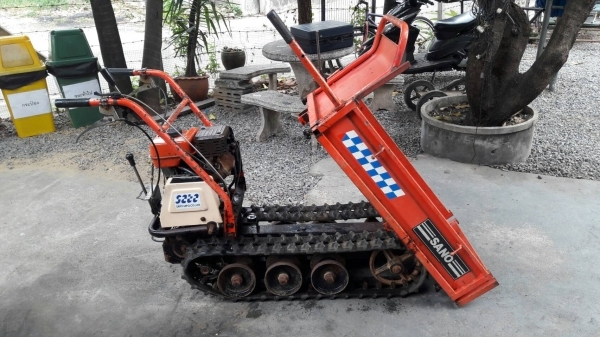 ขาย รถตีนตะขาบใช้งานสะดวกสบายเก่าญี่ปุ่นแข็งแรงทนทาน ราคา 12,500