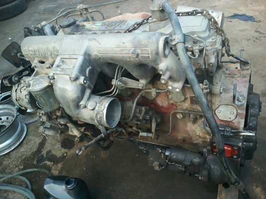 ขายเครื่อง HINO EM-100 220 แรง ขายเครื่อง HINO EM-100 220 แรง