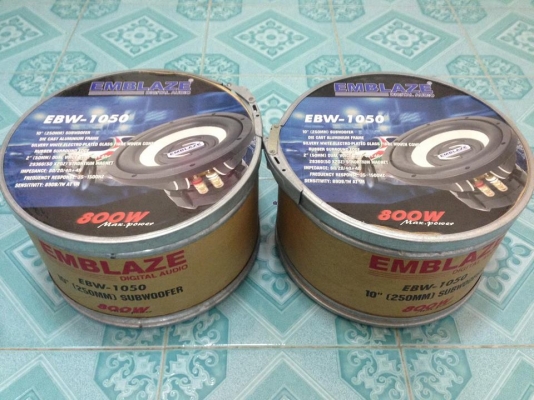 ซับ10นิ้ว EMBLAZE โครงหล่อว้อยคู่แม่เหล็กสองก้อนมือสองแบรนด์ดัง สภาพสวยเดิมใช้งานปกติเบสดีมาก ขายคู่ละ 2850 บาท สนใจ0892425454 ของอยู่สระบุรีส่งได้+200 หนักมากครับ