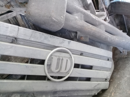 ขายหัวเก๋ง UD CW430 ตามสภาพ ราคา24000 สนใจติดต่อ083-4475799