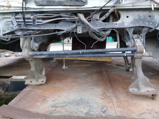 ขายหัวเก๋ง UD CW430 ตามสภาพ ราคา24000 สนใจติดต่อ083-4475799