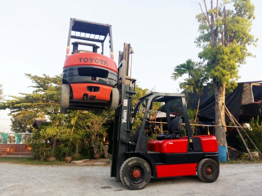ขายรถโฟคลิฟท์ Tailift 3.5 ตัน ดีเซล ยกสูง 4 เมตร ติดต่อ 086-324-1992 086-775-7900