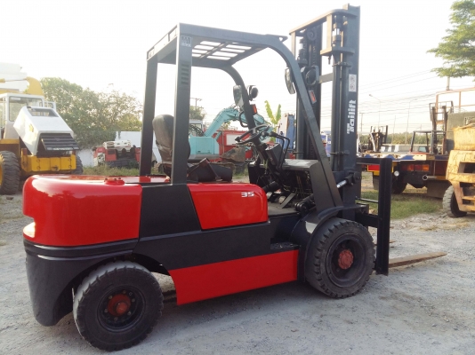 ขายรถโฟคลิฟท์ Tailift 3.5 ตัน ดีเซล ยกสูง 4 เมตร ติดต่อ 086-324-1992 086-775-7900