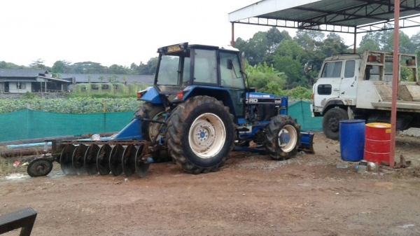 ขายรถไถ ford 7740 สองเพลา พร้อมใช้งาน เกียร12/12เครื่องดี เกียรดี ขายรถไถ ford 7740 สองเพลา พร้อมใช้งาน เกียร12/12เครื่องดี เกียรดี