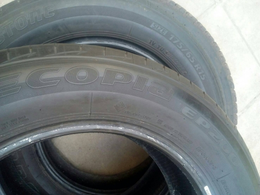 175/65R15 BRIDGESTONE ECOPIA EP200 ปี14 มี 2 เส้น tel. 081-427-3941 175/65R15 BRIDGESTONE ECOPIA EP200 ปี14 มี 2 เส้น tel. 081-427-3941