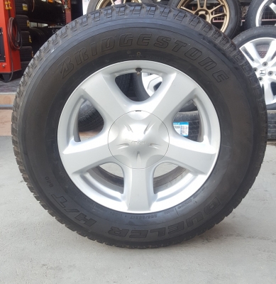 ขายล้อISUZU V Cross17 ยาง255/65/17 ปี12 4 ล้อ