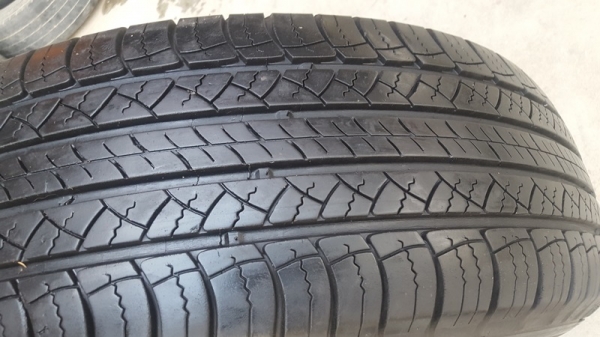 ขายล้อISUZU All 16 ยาง245/70/16 ปี 13 4 ล้อ