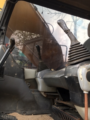 แมคโค Komatsu pc200 รุ่น7 ปี2002