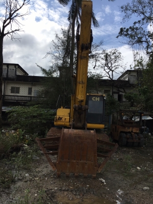แมคโค Komatsu pc200 รุ่น7 ปี2002