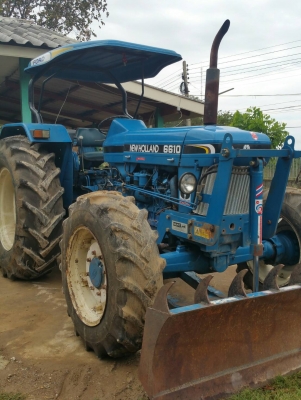 ขายครับ FORD 7610 CARARO  เครื้อง เกีบร์ดี เอกสารครบครับ ใบดันหน้า ผานหลัง   ราคา 550000 ครับ สนใจโทร 0994979333 ตั้มครับ