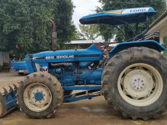 ขายครับ FORD 7610 CARARO  เครื้อง เกีบร์ดี เอกสารครบครับ ใบดันหน้า ผานหลัง   ราคา 550000 ครับ สนใจโทร 0994979333 ตั้มครับ