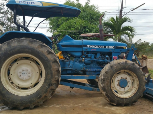 ขายครับ FORD 7610 CARARO  เครื้อง เกีบร์ดี เอกสารครบครับ ใบดันหน้า ผานหลัง   ราคา 550000 ครับ สนใจโทร 0994979333 ตั้มครับ