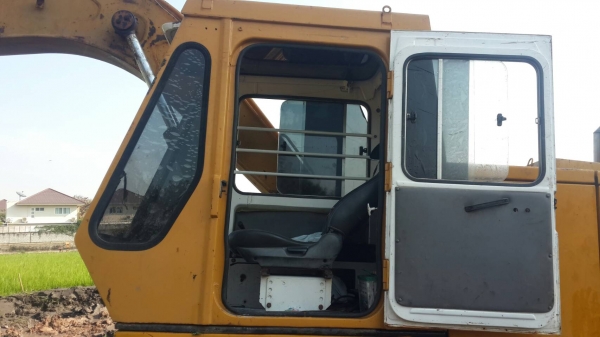 ขายkomatsu PC 120 รุ่น2