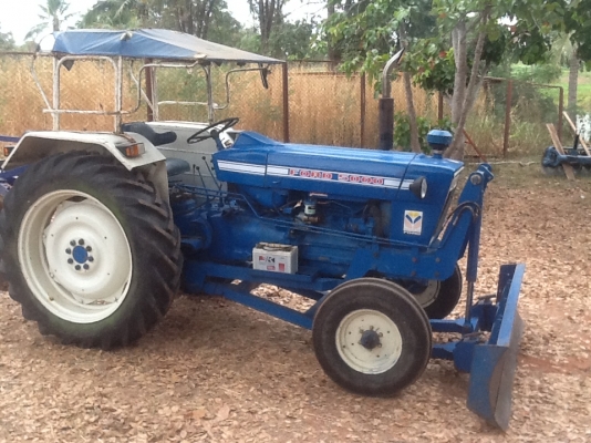 ขายฟอร์ด77สภาพเยี่ยมพร้อมทะเบียน ขายฟอร์ด77สภาพเยี่ยมพร้อมทะเบียน