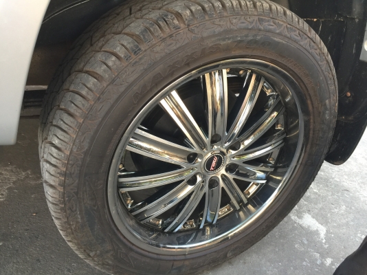 ขายล้อแม็ก (taw) ขอบ 20 พร้อมยาง maxxis