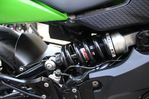 ER6n 2011(ABS) รถสวยสภาพป้ายแดงพร้อมของแต่ง จัดไฟแนนซ์ได้