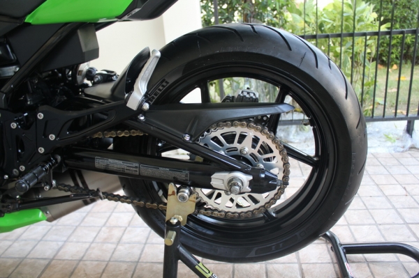 ER6n 2011(ABS) รถสวยสภาพป้ายแดงพร้อมของแต่ง จัดไฟแนนซ์ได้