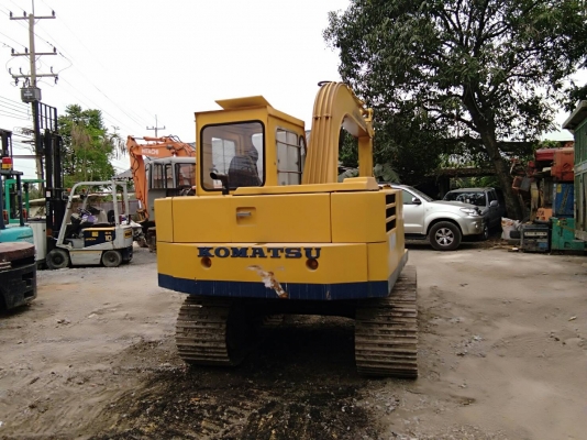 แบ็คโค komatsu pc60-2