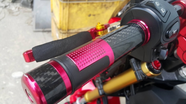 Zoomer X 2016 วิ่งน้อยมาก แต่งจัดเต็ม เจ้าของมือเดียวพร้อมใช้ครับ Zoomer X 2016 วิ่งน้อยมาก แต่งจัดเต็ม เจ้าของมือเดียวพร้อมใช้ครับ