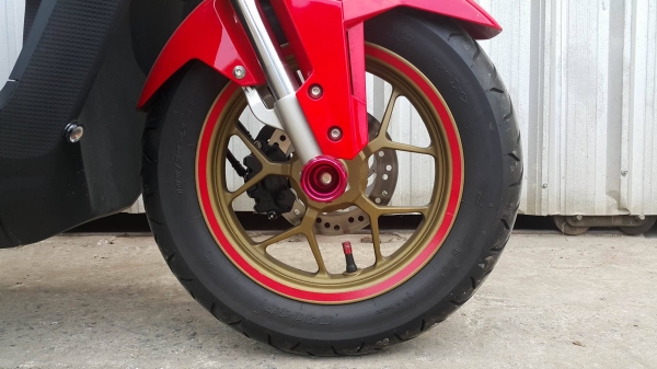 Zoomer X 2016 วิ่งน้อยมาก แต่งจัดเต็ม เจ้าของมือเดียวพร้อมใช้ครับ Zoomer X 2016 วิ่งน้อยมาก แต่งจัดเต็ม เจ้าของมือเดียวพร้อมใช้ครับ