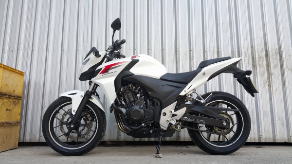 Cb500f 2014 ผ่อนได้ สีขาวหายากสภาพสดเดิมๆแท้ไม่บิ้ว Cb500f 2014 ผ่อนได้ สีขาวหายากสภาพสดเดิมๆแท้ไม่บิ้ว