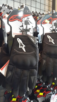 ขายโล๊ะสต้อก ลดมากกว่า60\% -ถุงมือAlinestar แท้ ข้อสั้นผ้าairflow