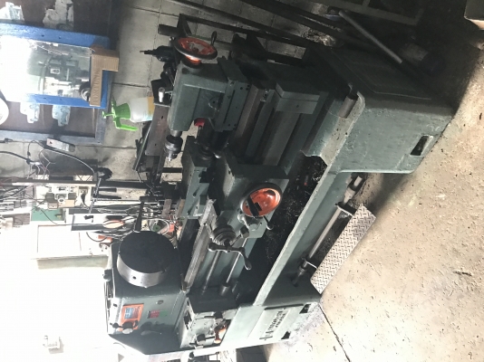 ขายกลึง5ฟุตใต้หวัน2เพลามีเบรคไฟ380พร้อมใช้ราคากันเองครับผม